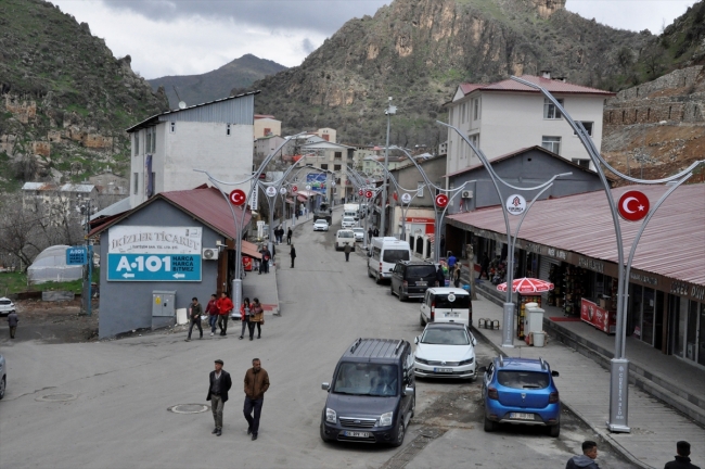 Terörden temizlenen Çukurca festivale hazırlanıyor